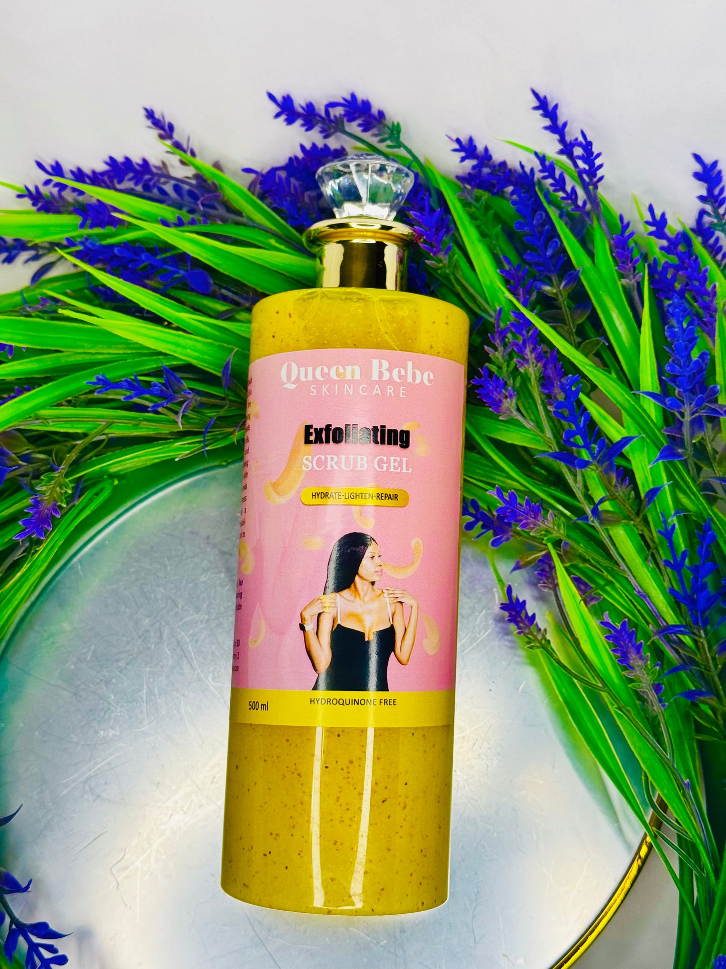 Queen Bebe Skincare
2IN1
Scrubbing, Exfoliating
Lightening Shower Gel