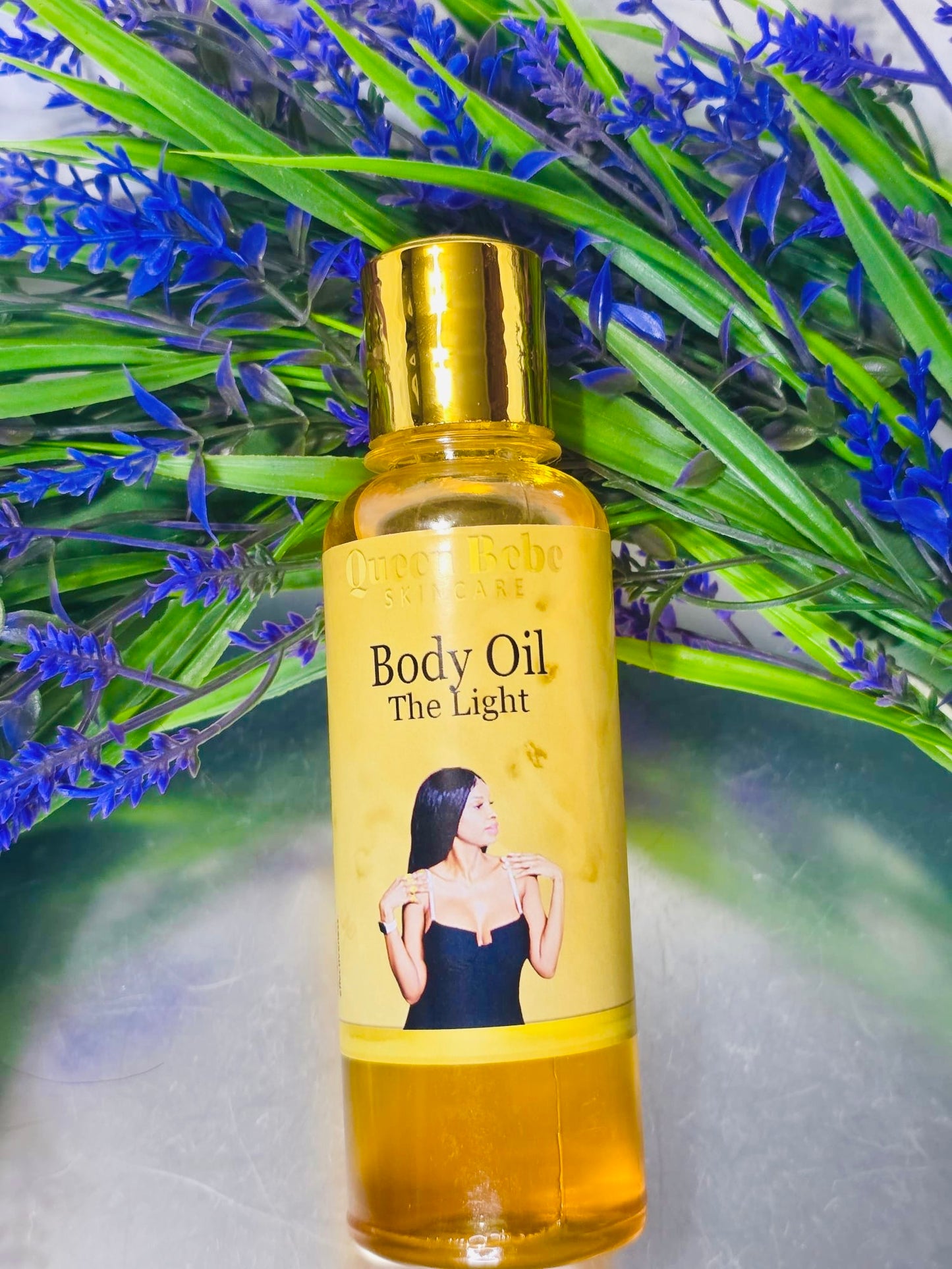 Queen Bebe Skincare 
Body Oil The Light