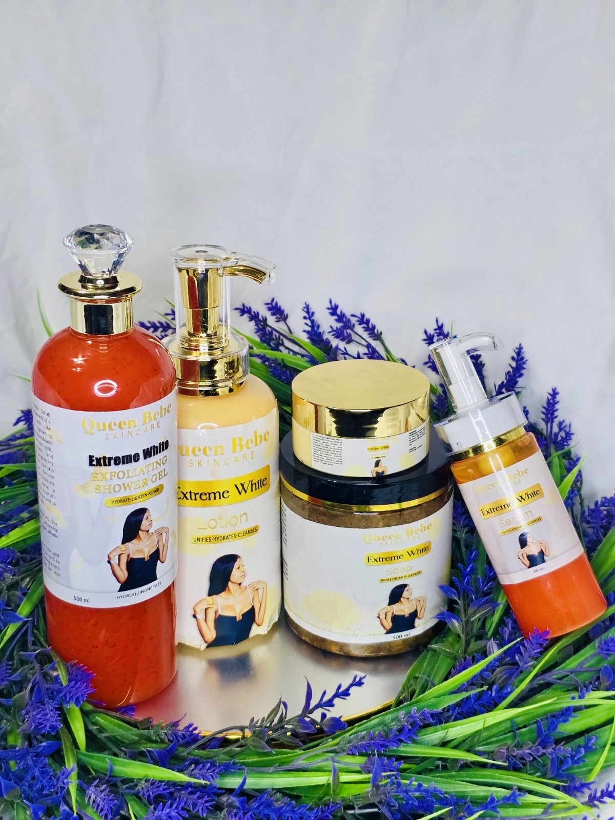 Extreme White Set Contains 1Lotion, 1 Serum, 1Face Cream, 1 Soap, 1 Strong Red Lightening Exfoliating Shower Gel