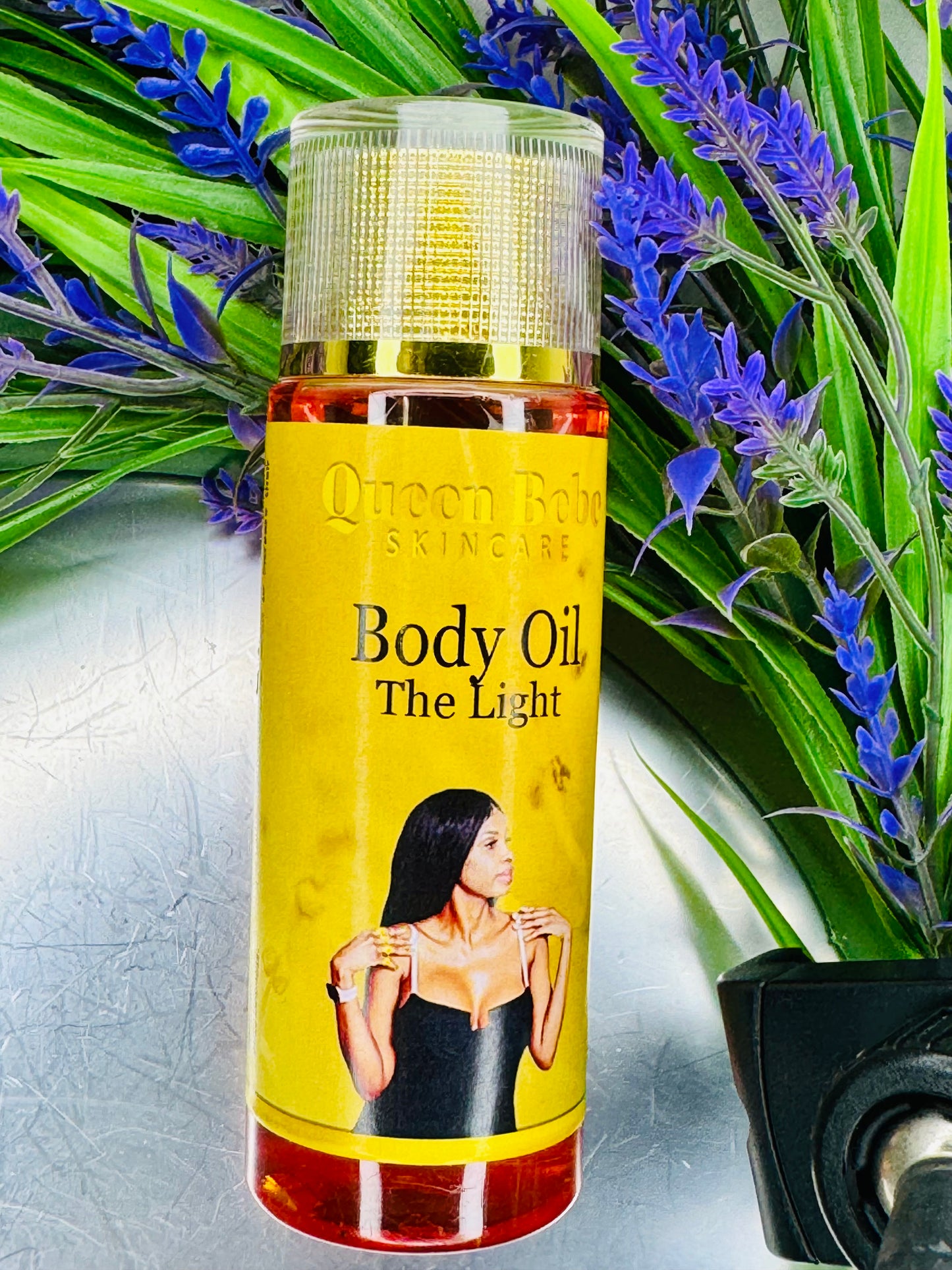 Queen Bebe Skincare 
Body Oil The Light