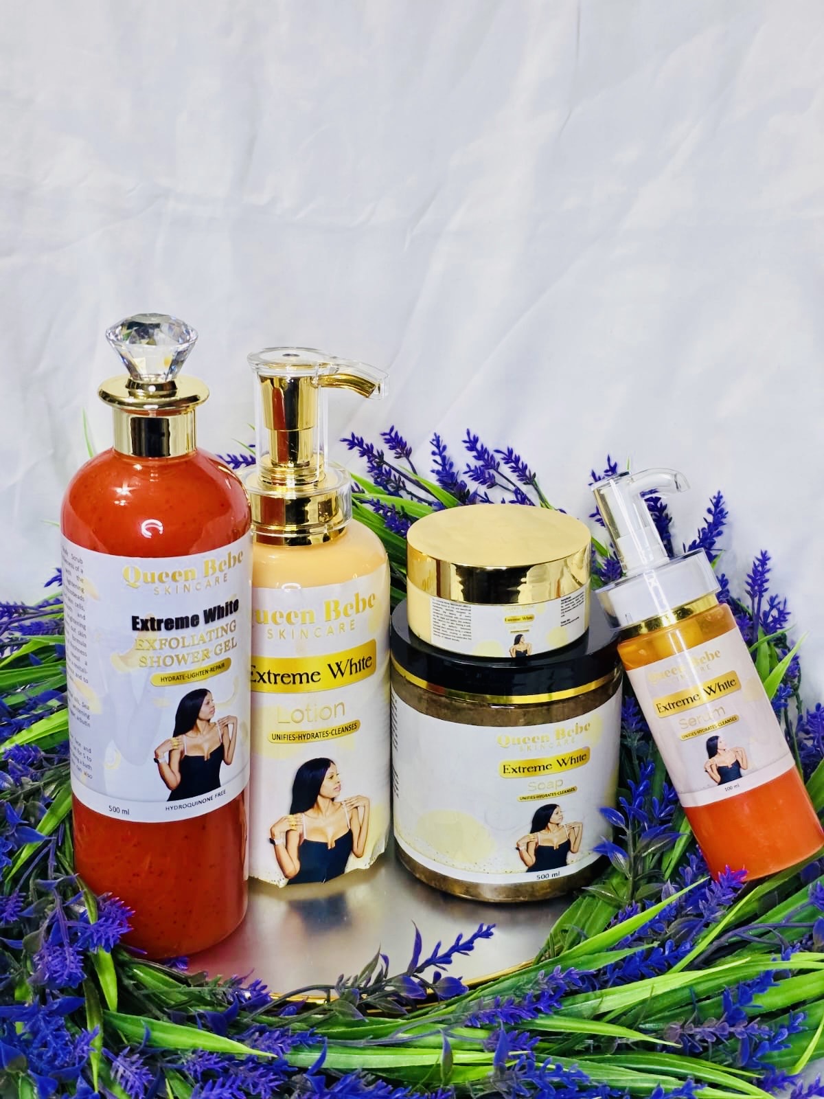 Extreme White Set Contains 1Lotion, 1 Serum, 1Face Cream, 1 Soap, 1 Strong Red Lightening Exfoliating Shower Gel