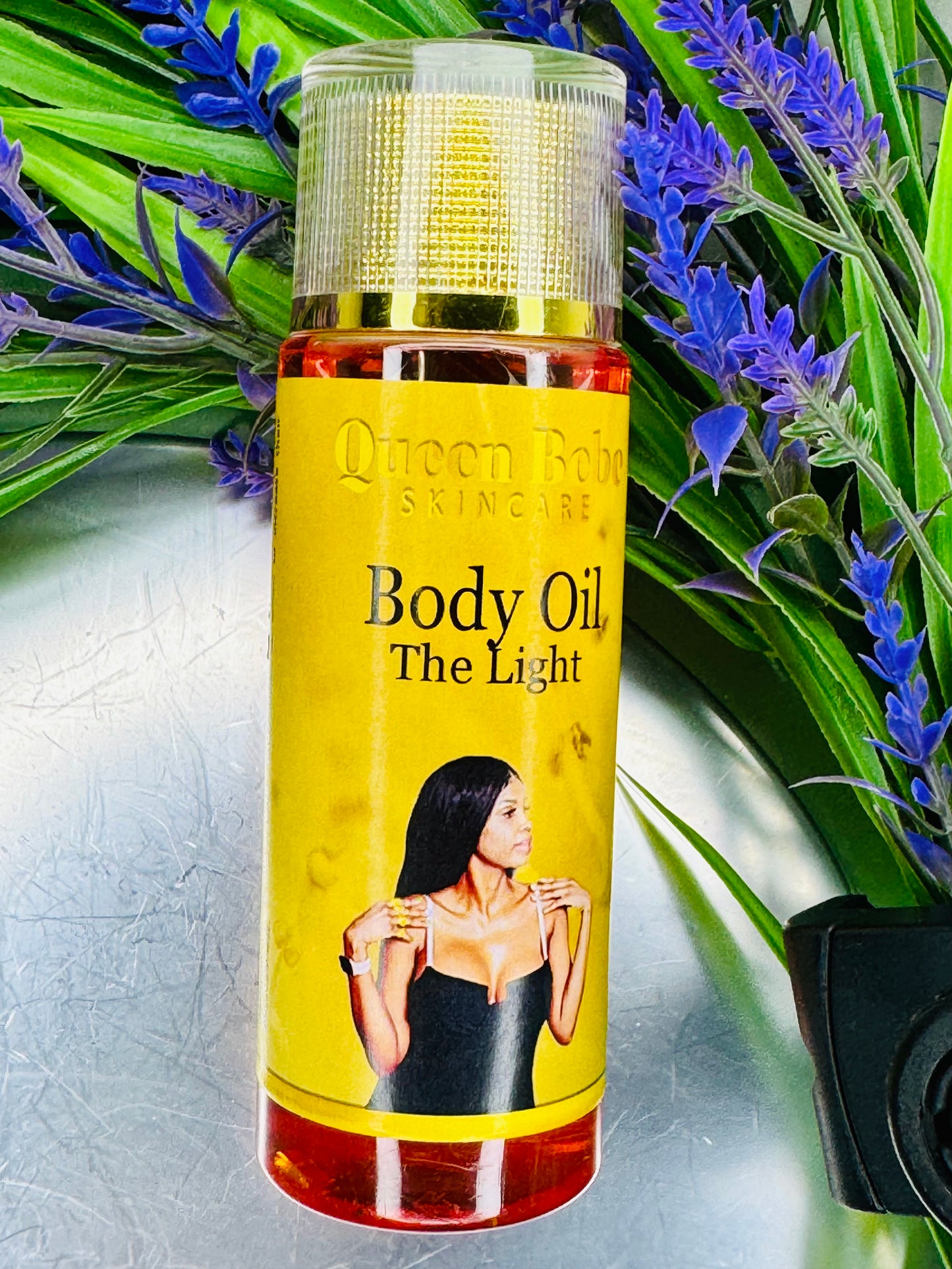 Queen Bebe Skincare 
Body Oil The Light