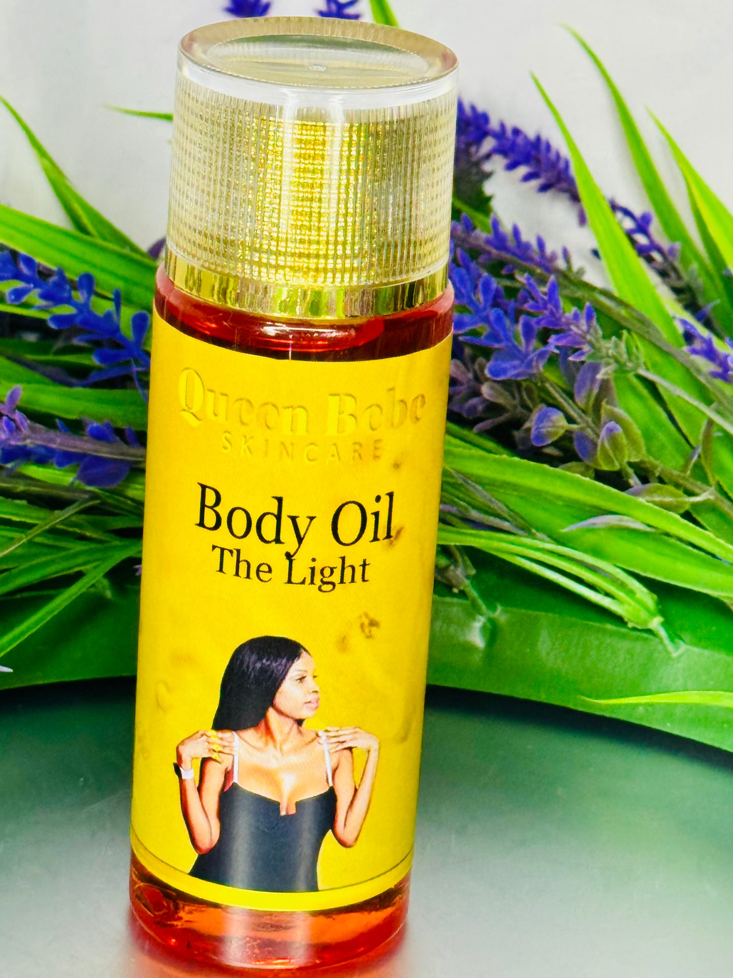 Queen Bebe Skincare 
Body Oil The Light